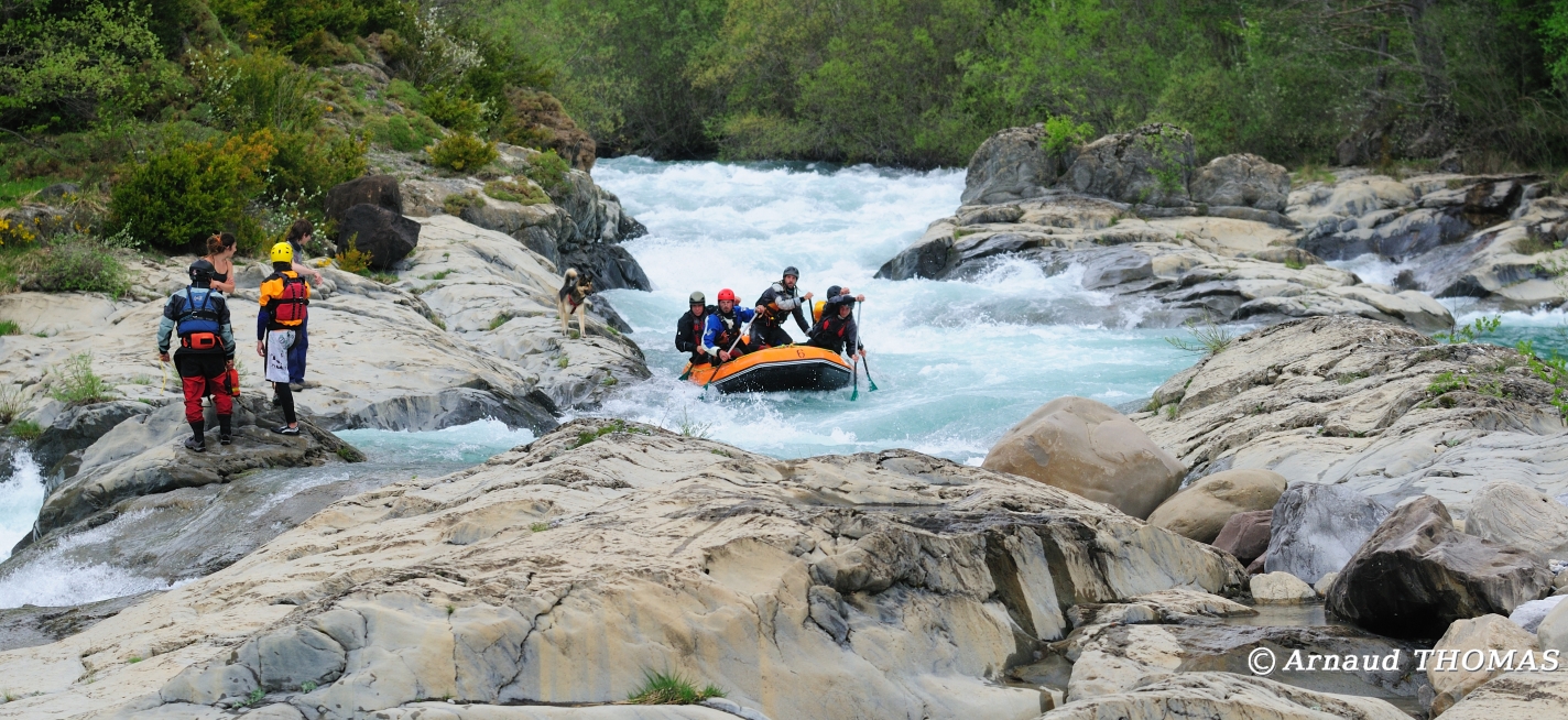 Rafting río Ara